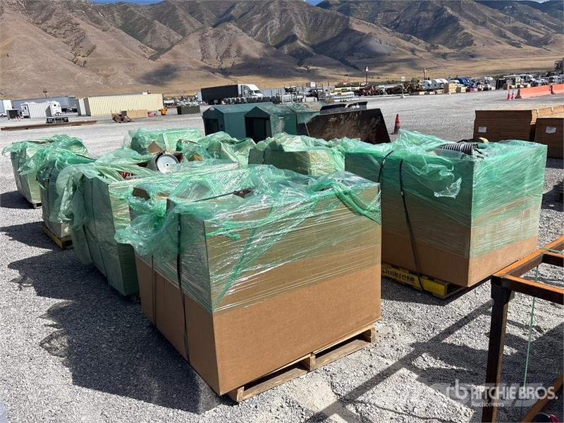 Quantity of (8) Pallets of Miscellaneous Parts Outros componentes