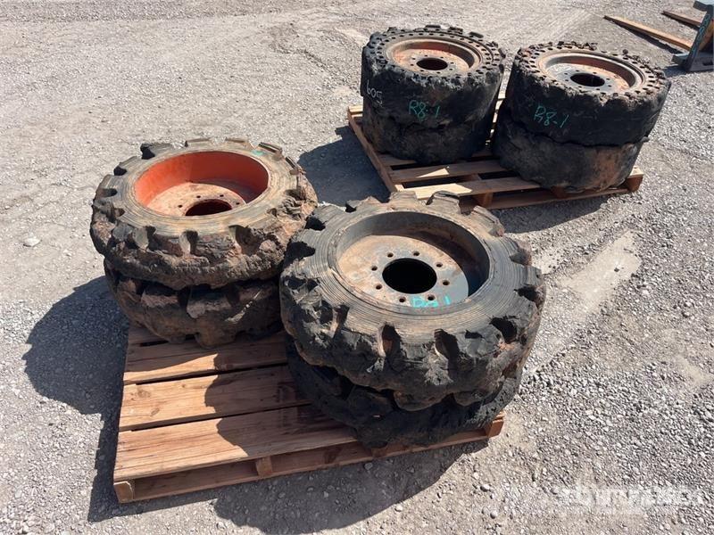 Quantity of (8) Tires Tyres, wheels and rims