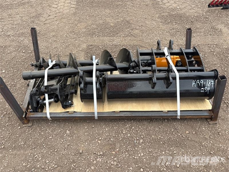  Quantity of (8)  VICSEC VCA-8 Mini Excavator Attac その他部品