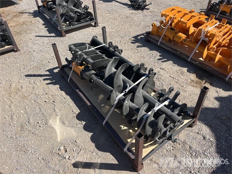 Quantity of (8) VICSEC VCA-8 Excavator Attachment Egyéb alkatrészek