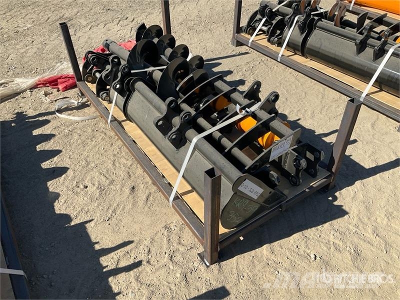 Quantity of (8) VICSEC VCA-8 Mini Excavator Attac 其他组件