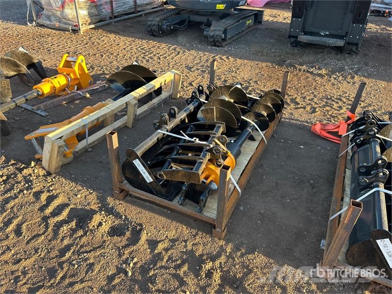 Quantity of (8) VICSEC VCA-8 Mini Excavator Attac Drugi deli