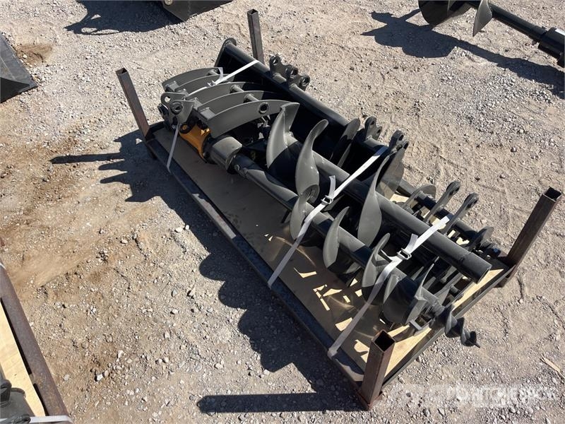 Quantity of (8) VICSEC VCA-8 Excavator Attachment Egyéb alkatrészek