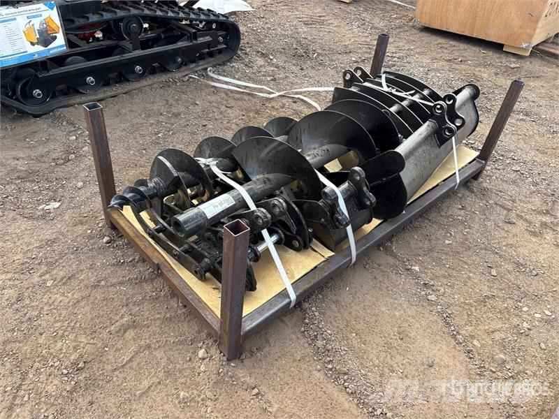 Quantity of (8) VICSEC VCA-8 Mini Excavator Attac Inne akcesoria