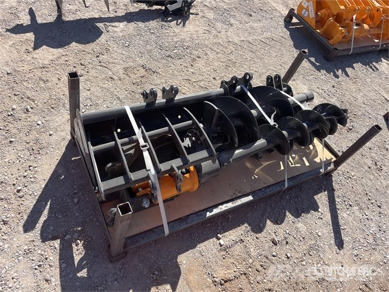 Quantity of (8) VICSEC VCA-8 Excavator Attachment Egyéb alkatrészek