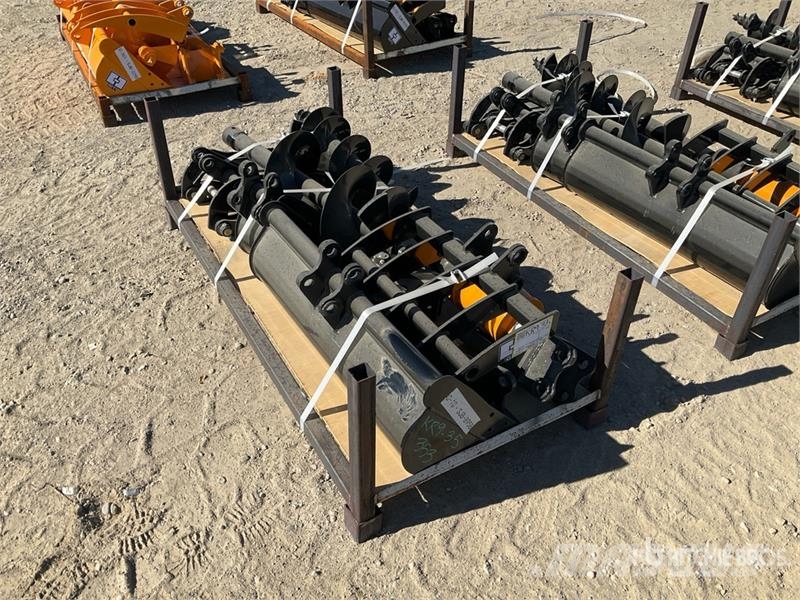  Quantity of (8)  VICSEC VCA-8 Mini Excavator Attac 其他组件
