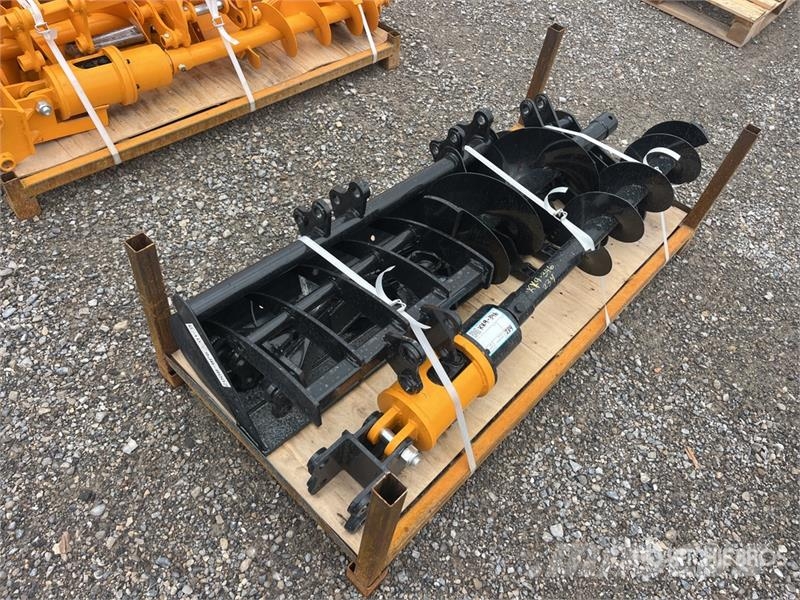 Quantity of (8) VICSEC VCA-8 Mini Excavator Attac その他部品
