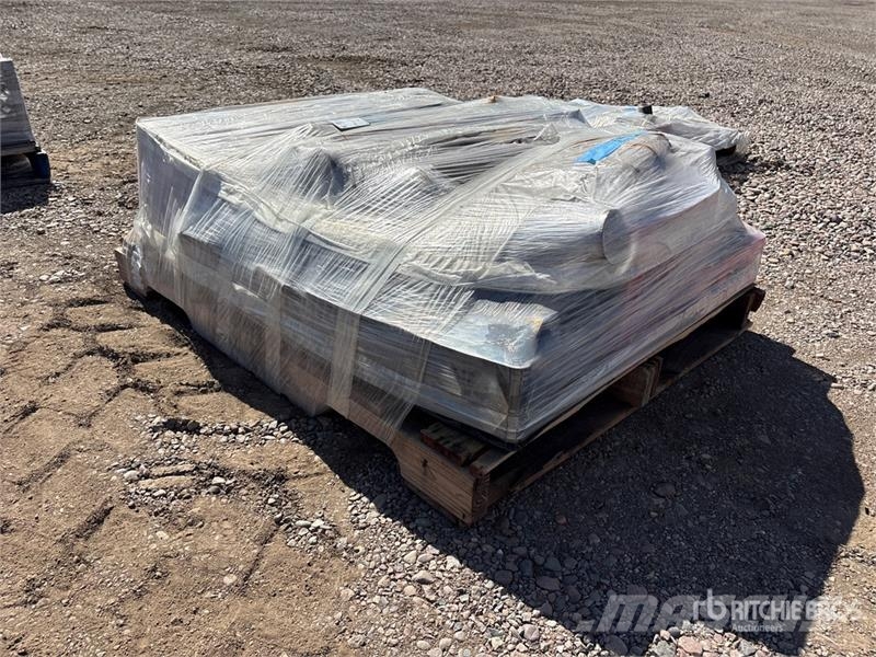  Quantity of (80) Water Well Crossover Subs Gradbeništvo - drugo