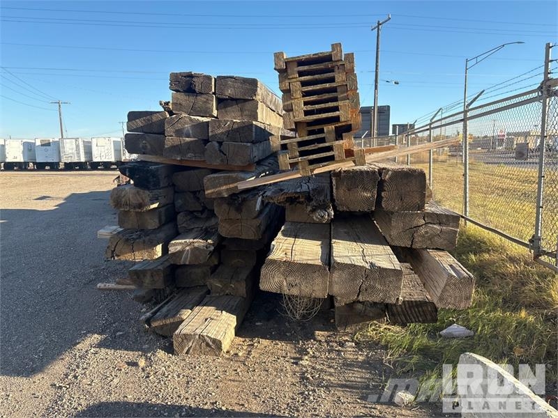  Quantity of (800) MISC Misc Timbers Подъемно-транспортное оборудование и грузовые лифты
