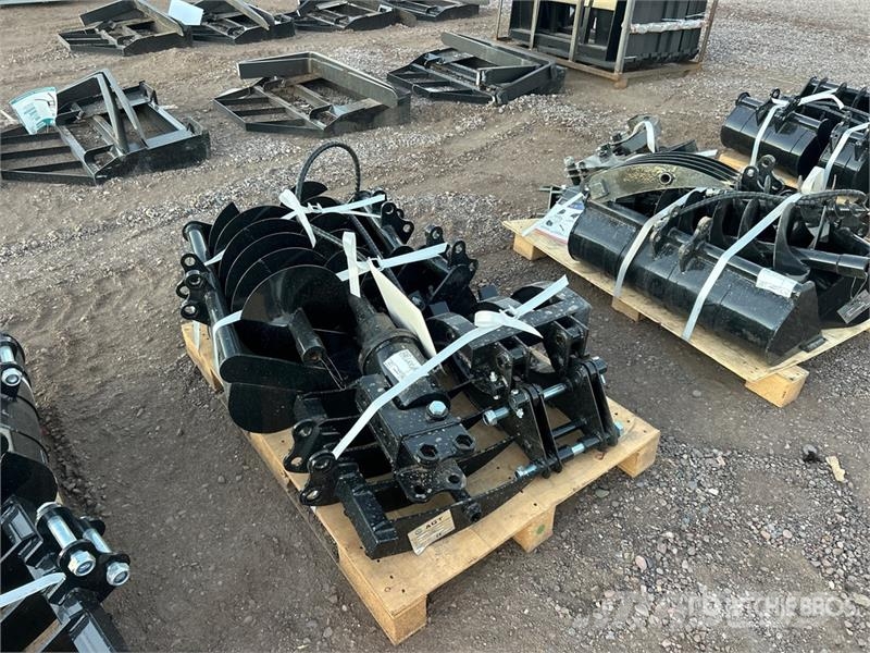 Quantity of (9) AGT 12EX-ATA Mini Excavator Attac 기타 부품