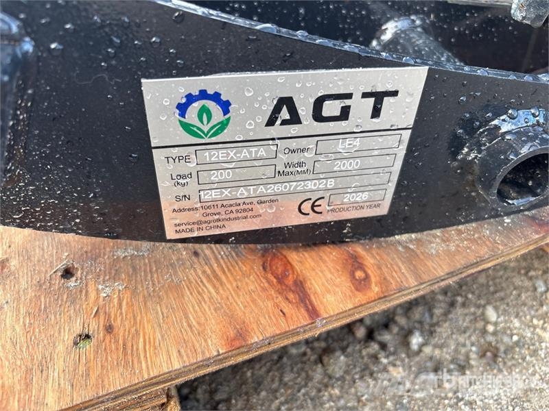 Quantity of (9) AGT 12EX-ATA Mini Excavator Attac Outros componentes