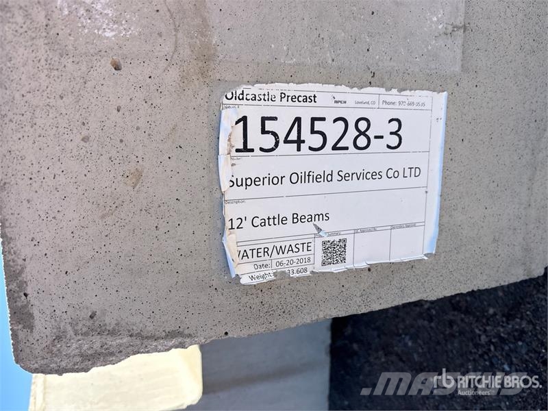 Quantity of (9) Concrete Cattle Guard Bases Інше тваринницьке обладнання