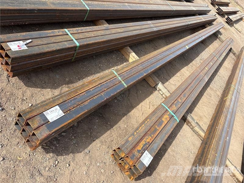  Quantity of (9)  Kit Containers Steel 2.5 in x 2.5 Sistemi za navodnjavanje