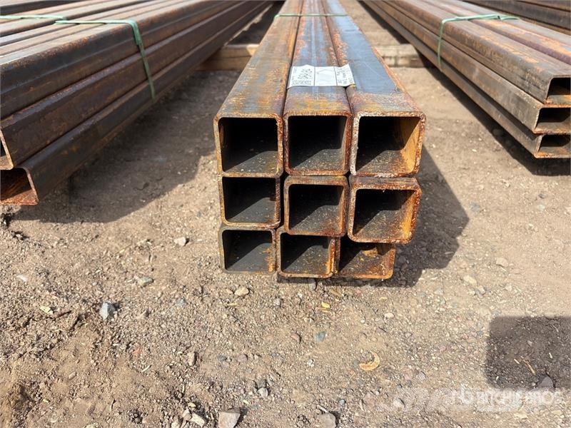  Quantity of (9)  Kit Containers Steel 2.5 in x 2.5 Sistemi za navodnjavanje
