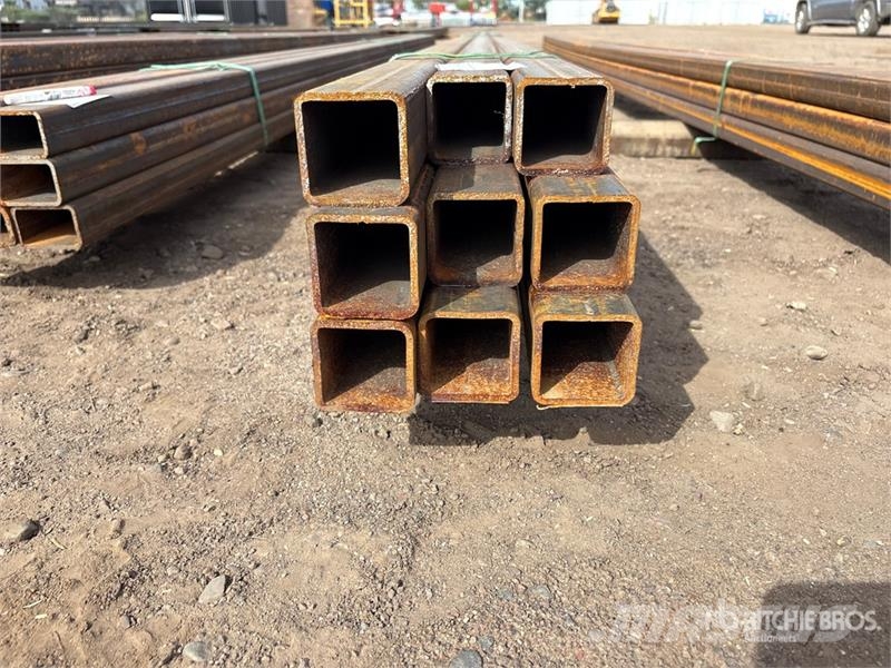  Quantity of (9)  Kit Containers Steel 2.5 in x 2.5 Sistemi za navodnjavanje