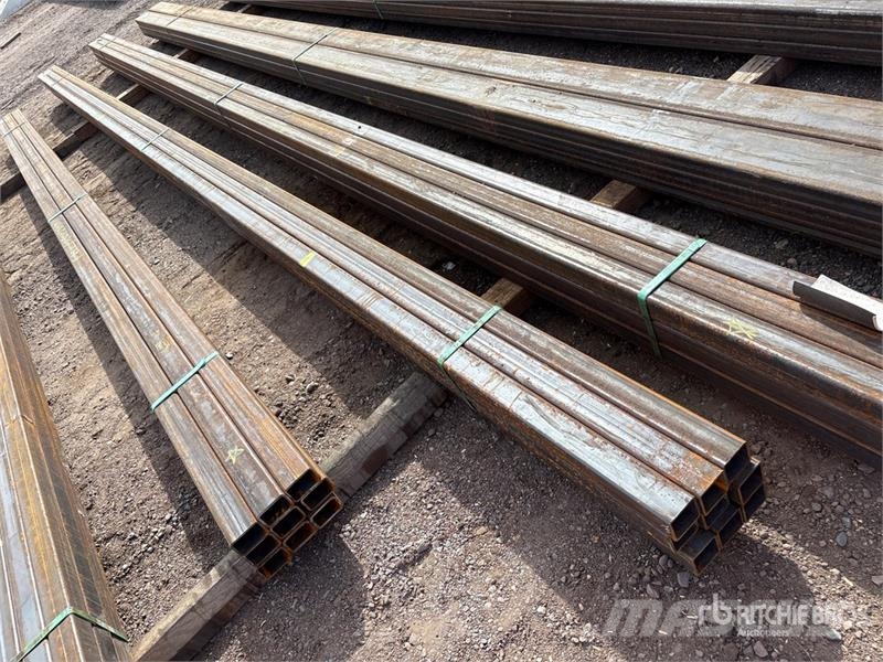  Quantity of (9)  Kit Containers Steel 2.5 in x 2.5 Sistemi za navodnjavanje