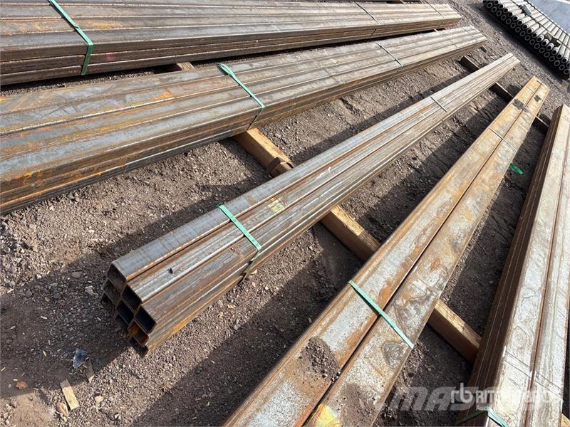 Quantity of (9) Kit Containers Steel 2.5 in x2.5 관개 장비