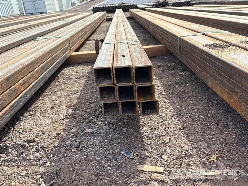Quantity of (9) Kit Containers Steel 2.5 in x2.5 관개 장비