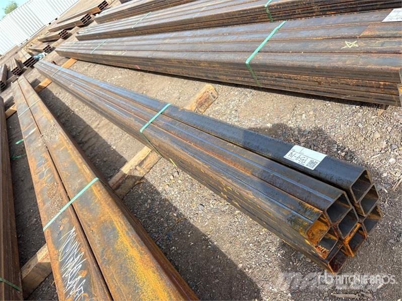 Quantity of (9) Kit Containers Steel 2.5 in x2.5 관개 장비