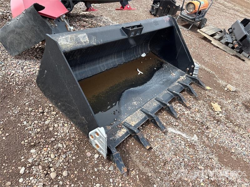  Quantity of (9) Miscellaneous Attachments Andet tilbehør