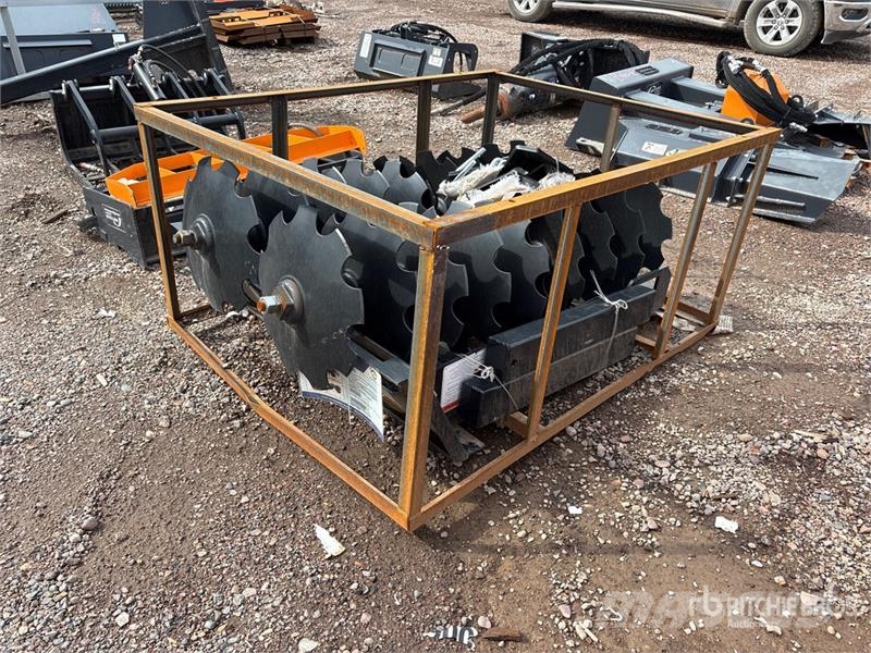  Quantity of (9) Miscellaneous Attachments Andet tilbehør