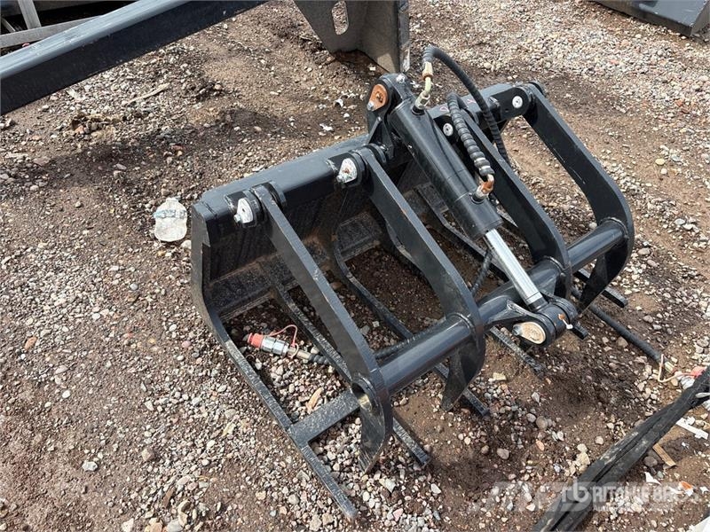  Quantity of (9) Miscellaneous Attachments Andet tilbehør