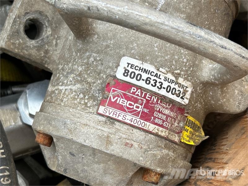 Quantity of Air Tanks And Concrete Vibrators 建筑机械-其他