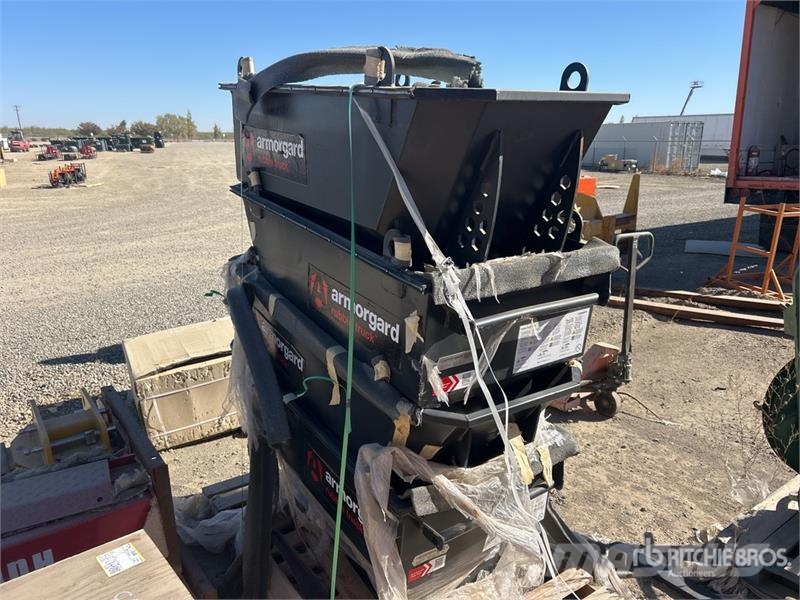 Quantity of Armor Guard Rubble Truck Wheelbarrow Outros componentes