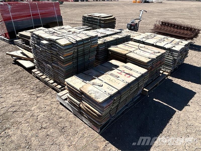 Quantity of Concrete Forms Concrete accessories
