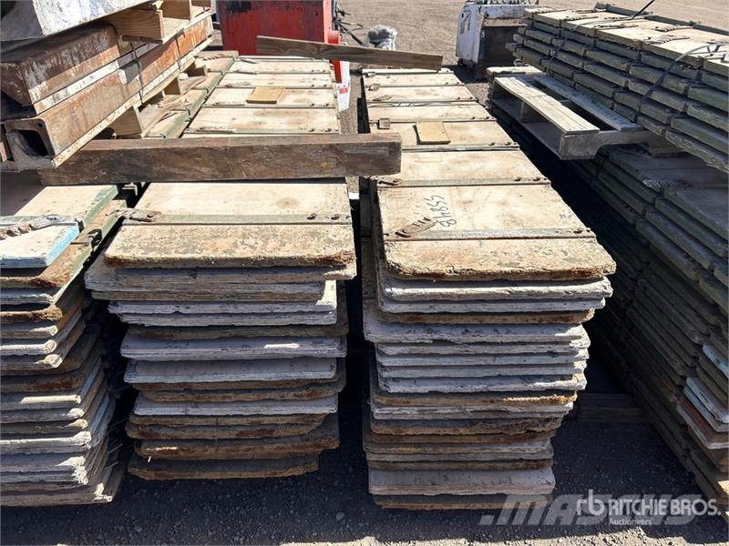 Quantity of Concrete Forms Concrete accessories