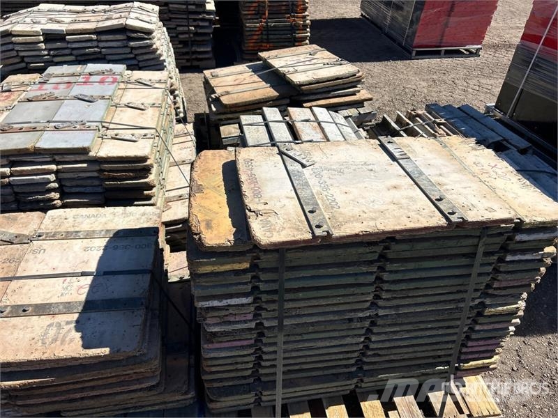 Quantity of Concrete Forms Concrete accessories