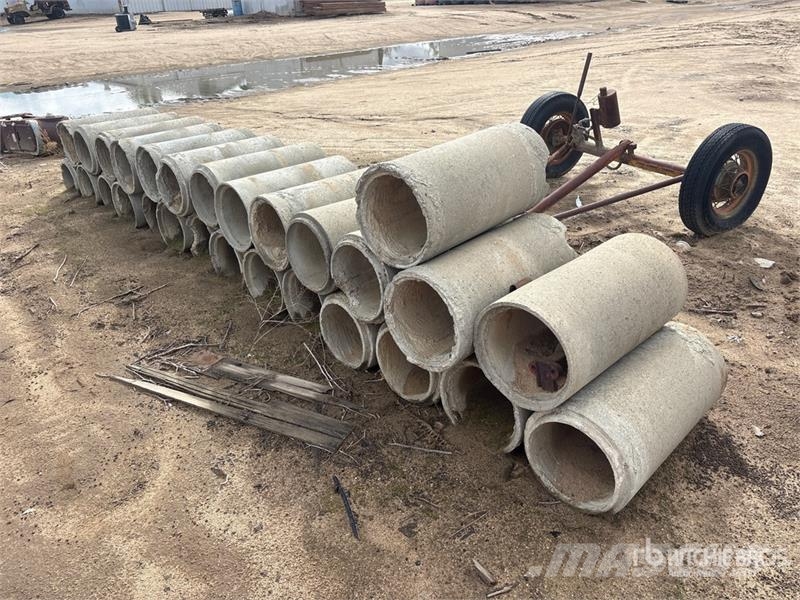 Quantity of Concrete Pipe Sections Sonstige Landmaschinen