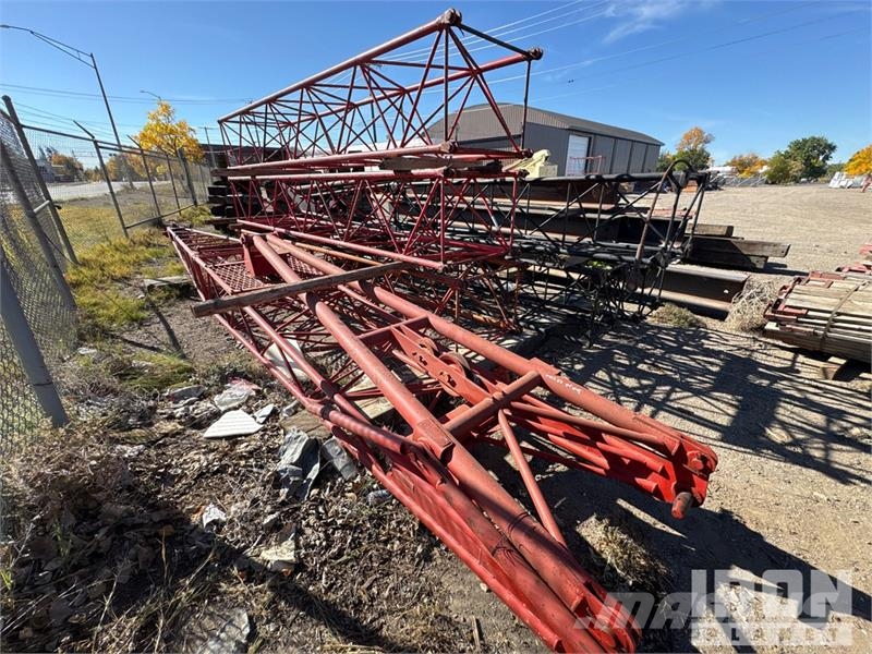 Quantity of Crane lattice booms クレーン部品と設備
