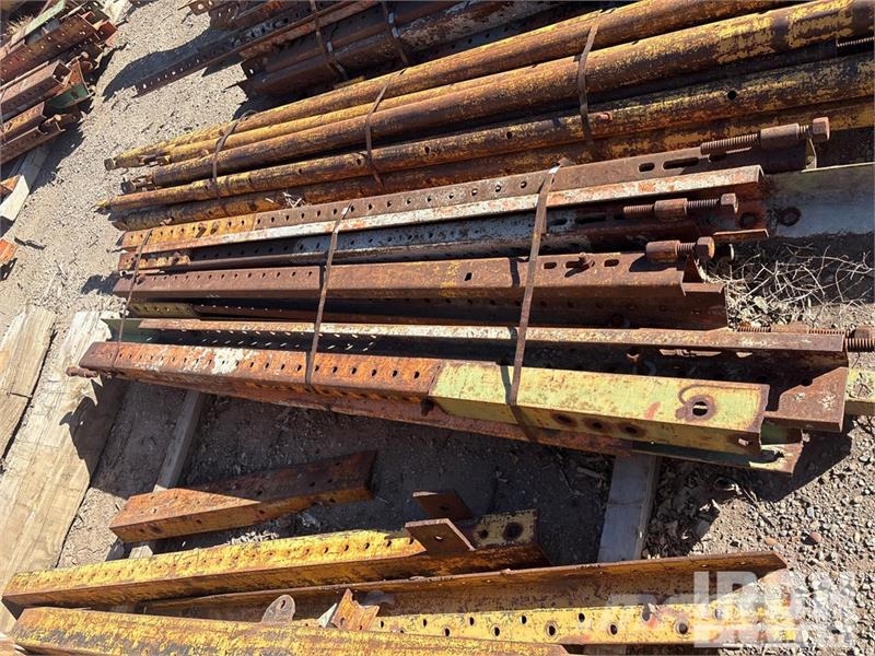Quantity of EFCO Concrete Forms Acessórios de concreto