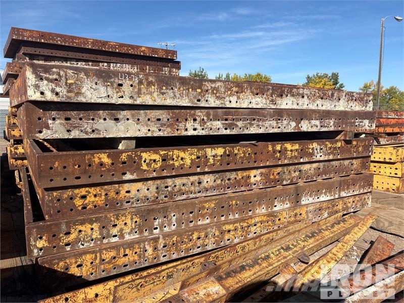 Quantity of EFCO Concrete Forms Acessórios de concreto