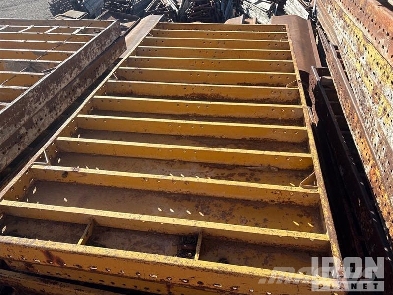 Quantity of EFCO Concrete Forms Acessórios de concreto