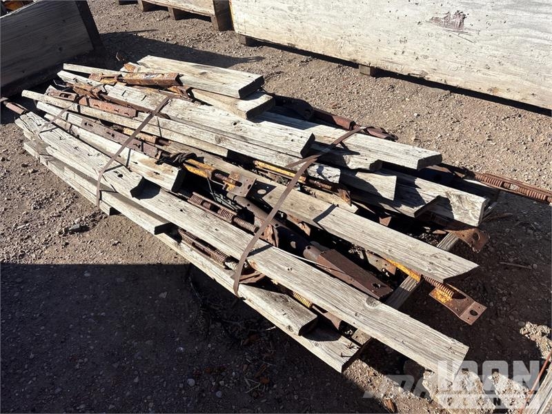  Quantity of EFCO Plate Girder Concrete Forms and H Zubehör