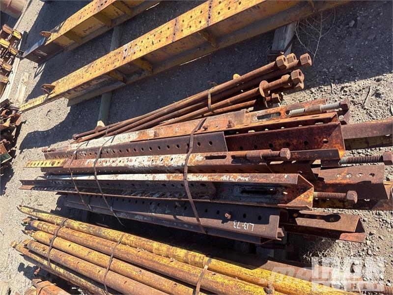  Quantity of EFCO Plate Girder Concrete Forms and H Zubehör
