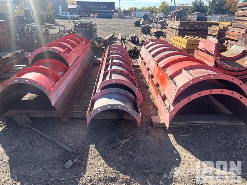 Quantity of EFCO Radius End Concrete Column Concre Acessórios de concreto