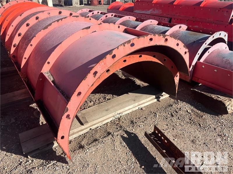 Quantity of EFCO Radius End Concrete Column Concre Acessórios de concreto