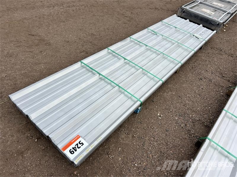 Quantity of Kit Containers 36 in x 12 ft Steel R Verricelli, paranchi e sollevatori per materiali