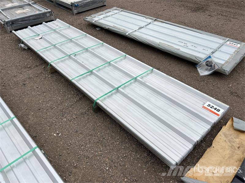 Quantity of Kit Containers 12 ft x 36 in Steel R Verricelli, paranchi e sollevatori per materiali