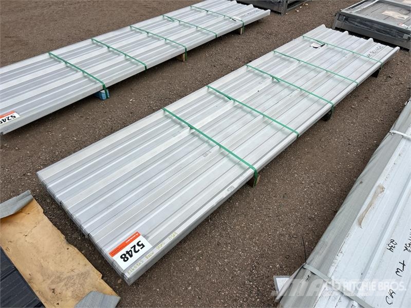 Quantity of Kit Containers 12 ft x 36 in Steel R Verricelli, paranchi e sollevatori per materiali