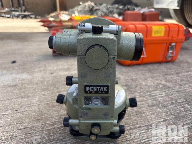  Quantity of Lietz / Pentax (2) Transits and (1) Tr Otros componentes
