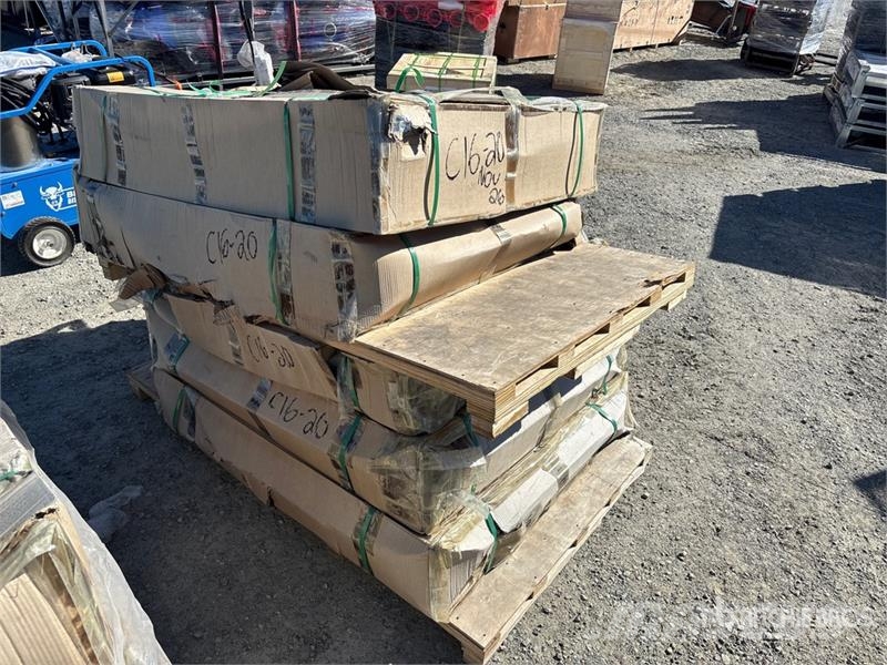  Quantity of  Machpro JYN-BOBCAT-SS-PF-45 Skid Stee Horquillas