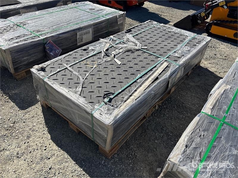  Quantity of  Machpro LHS-PAVINGBOARD-TP 86.6 in x  Rezervni delovi i oprema za bušenje