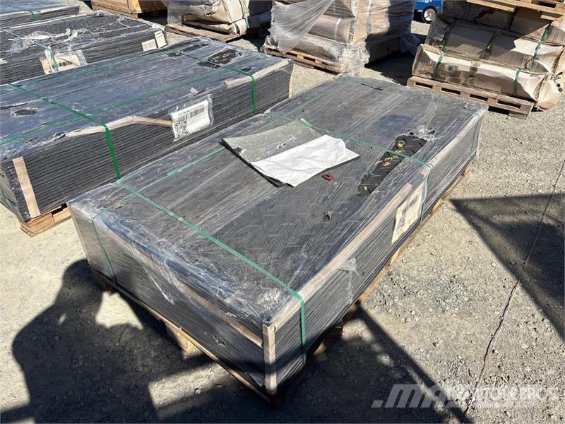 Quantity of Machpro LHS-PAVINGBOARD-TP 86.6 in x Acessórios e peças de equipamento de perfuração