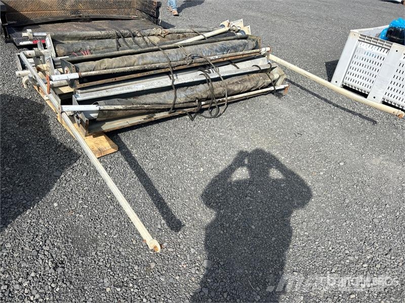 Quantity of Manual Roll Tarps Ostale kargo komponente
