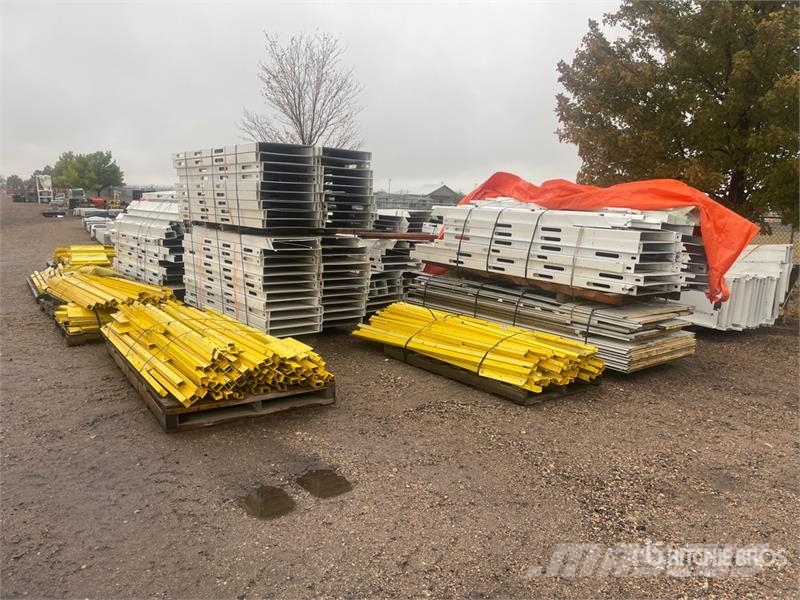  Quantity of McCain Walls and Brackets المصاعد والرافعات المادية