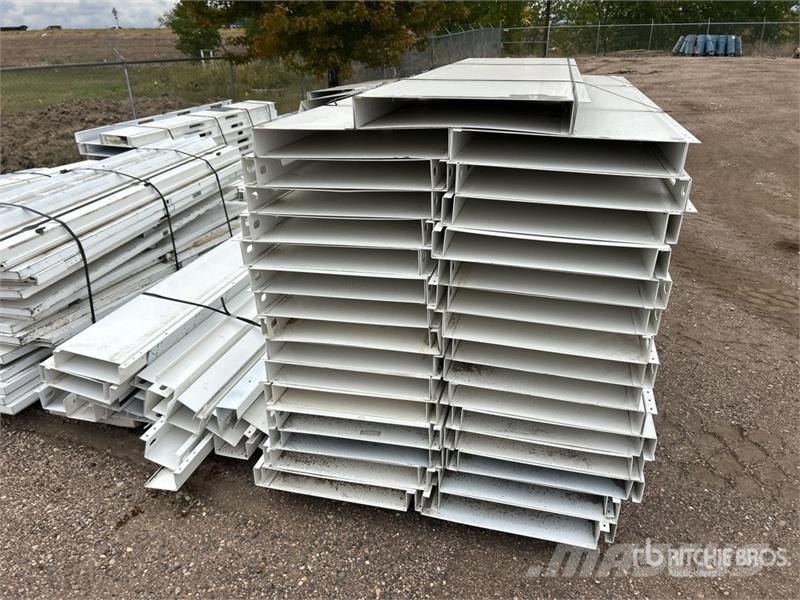  Quantity of McCain Walls and Brackets Pacēlāji, vinčas un materiālu lifti